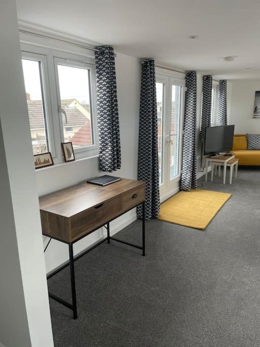 Seascape - Stylish Modern Apartment Barton on Sea Exteriér fotografie